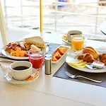 Bayside Salgados アパートホテル