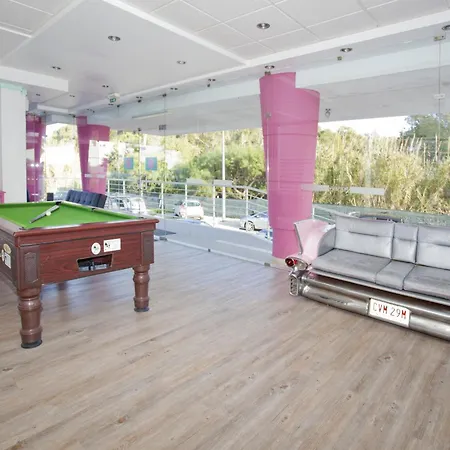 Bayside Salgados Apart-hotel