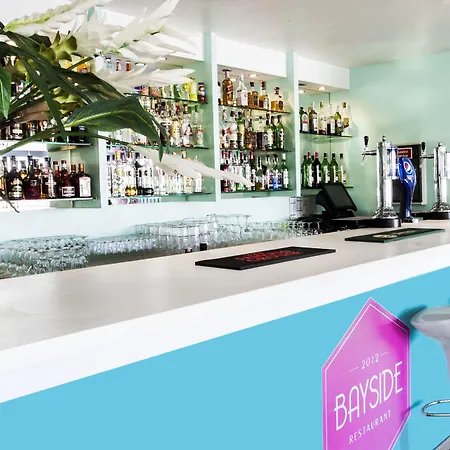 Bayside Salgados 아파트호텔 3*