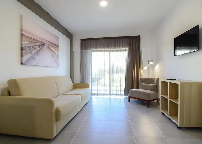 Bayside Salgados Апарт-отель 3*