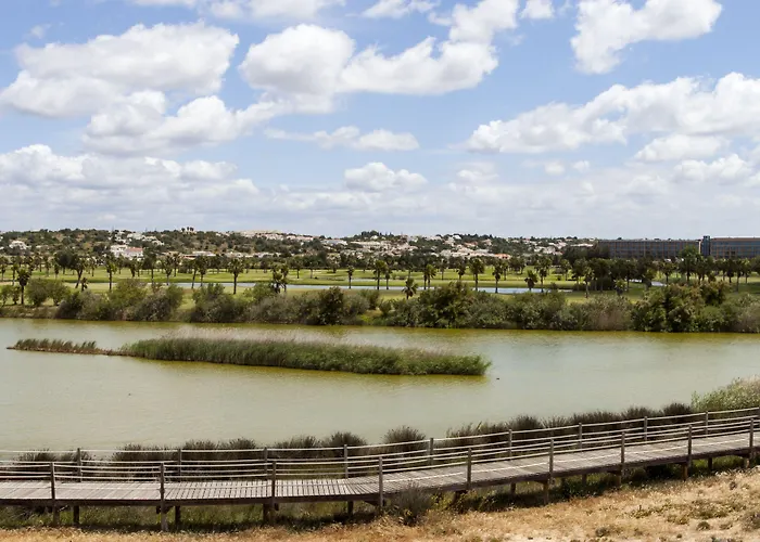 Bayside Salgados אלבופיירה