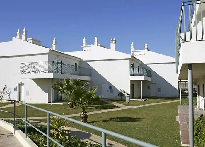 Bayside Salgados אלבופיירה