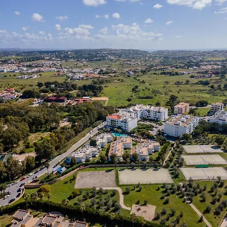 Апарт-отель Bayside Salgados