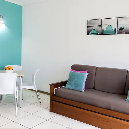 Bayside Salgados Lejlighedshotel