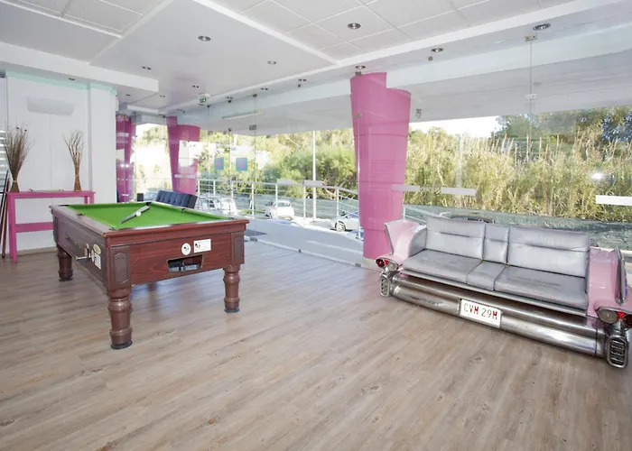 Bayside Salgados Hotel apartamentowy