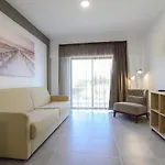 Bayside Salgados Aparthotel 3*